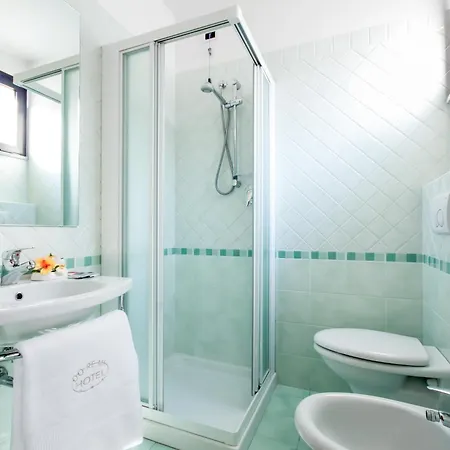 Ξενοδοχείο Doremi 3*